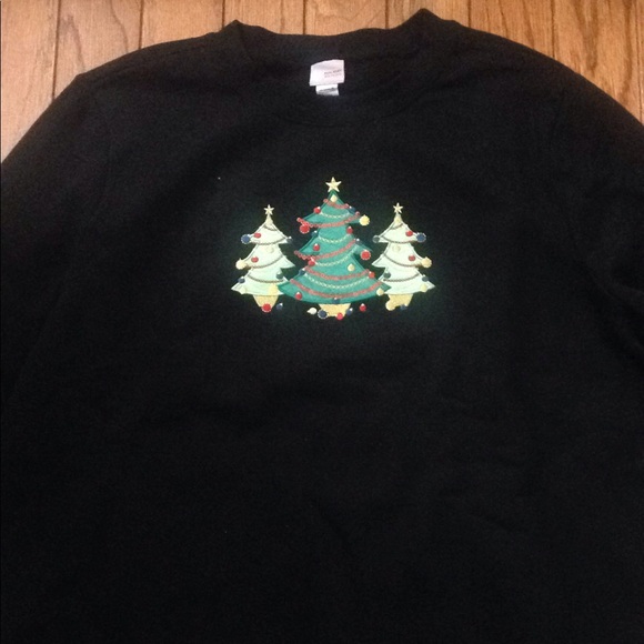 size XL, bust up to 44” inches, Christmas trees sweatshirt, new 🎄 condition - Picture 4 of 4